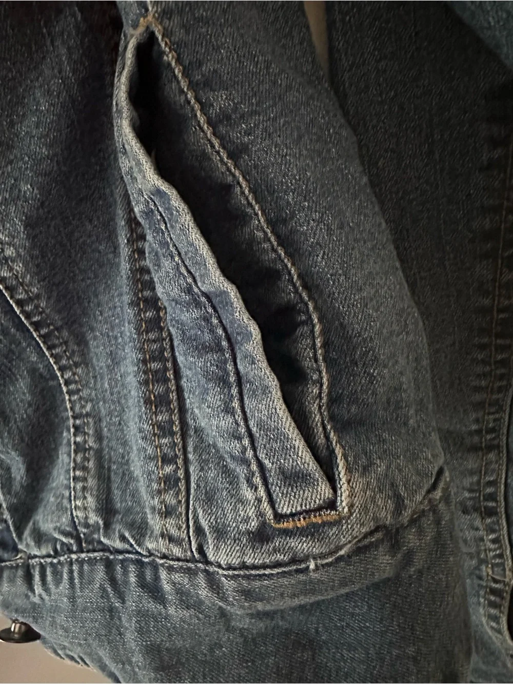 Love Tree Denim Blue Cropped Jean Jacket